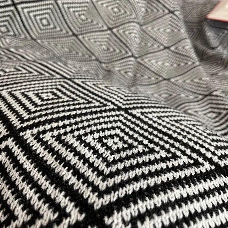 Knitted Jacquard Vintage Throw Blanket