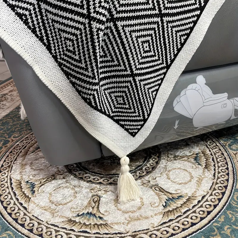 Knitted Jacquard Vintage Throw Blanket